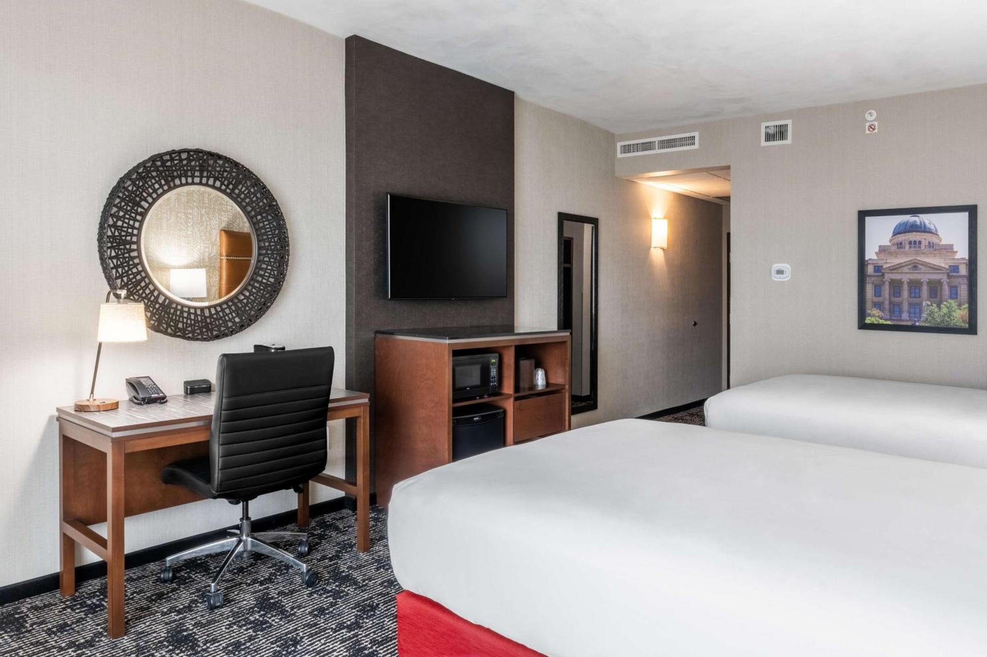 Drury Plaza Hotel คอลเลจสเตชัน ภายนอก รูปภาพ